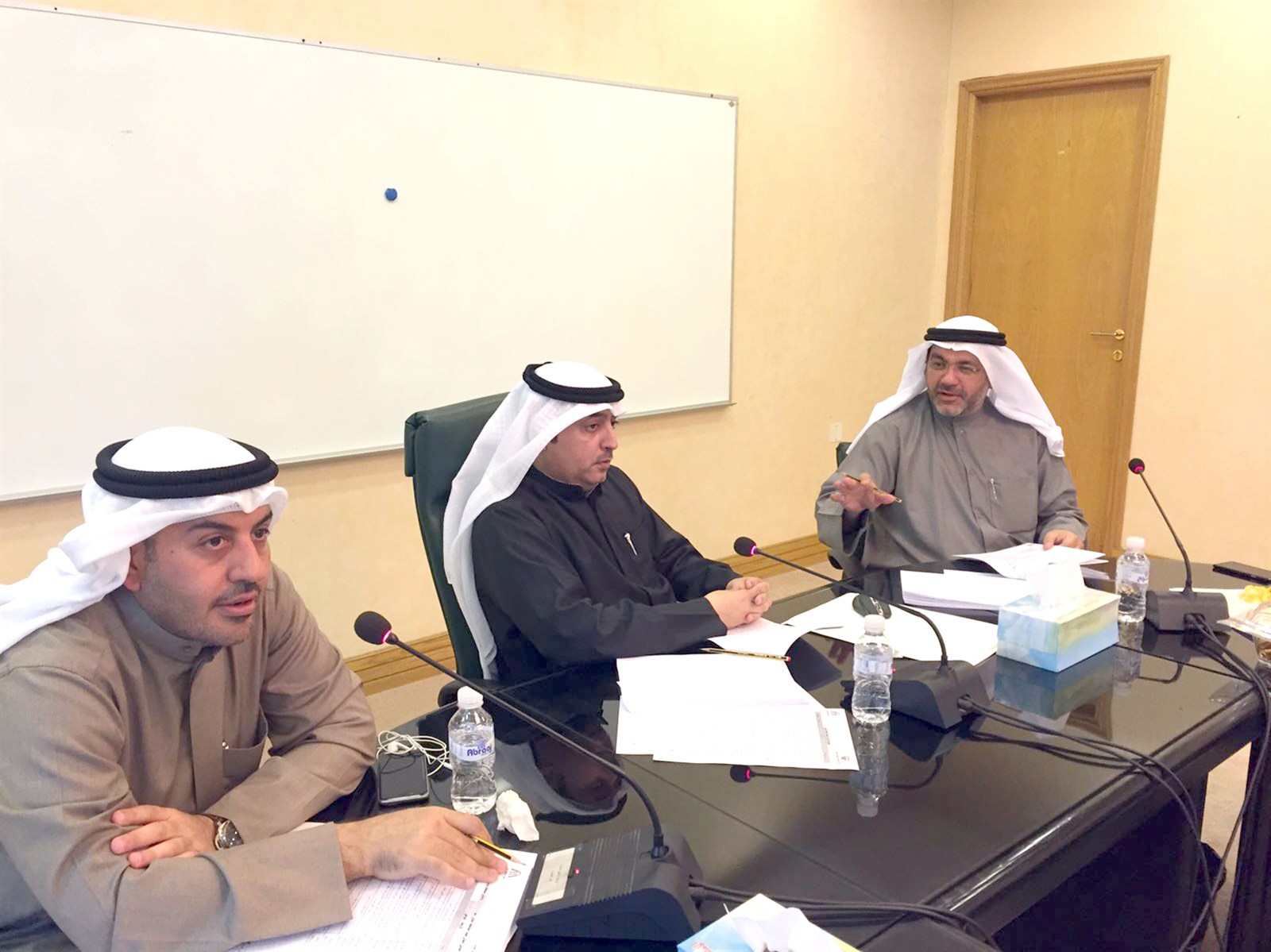 u062cu0627u0646u0628 u0645u0646 u0627u062cu062au0645u0627u0639 u0627u0644u0644u062cu0646u0629