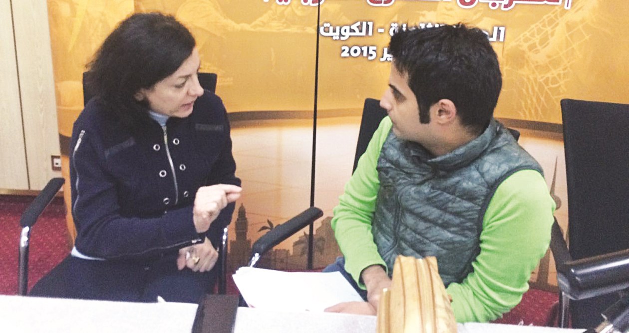 عايدة صبرا متحدثة للزميل حمود العنزي