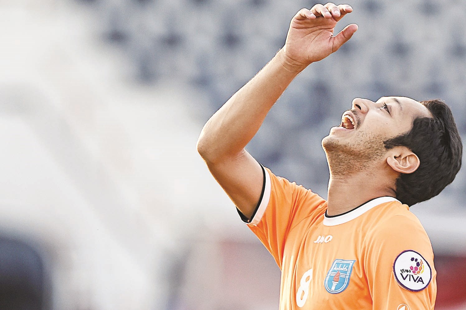 u0644u0627u0639u0628 u0643u0627u0638u0645u0629 u0645u0634u0627u0631u064a u0627u0644u0639u0627u0632u0645u064a b(u062au0635u0648u064au0631 u062cu0627u0633u0645 u0628u0627u0631u0648u0646)