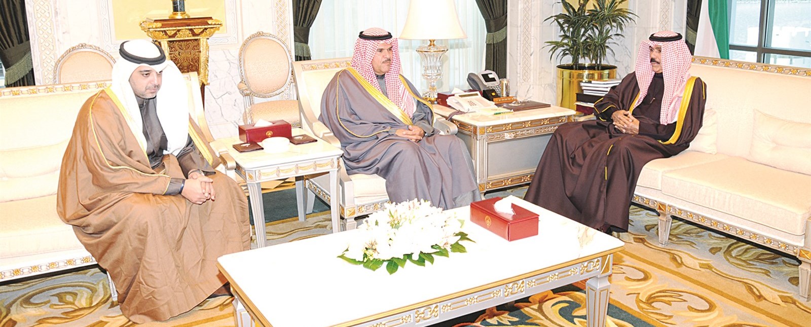 سموه مستقبلاً الحمود والعبدالله