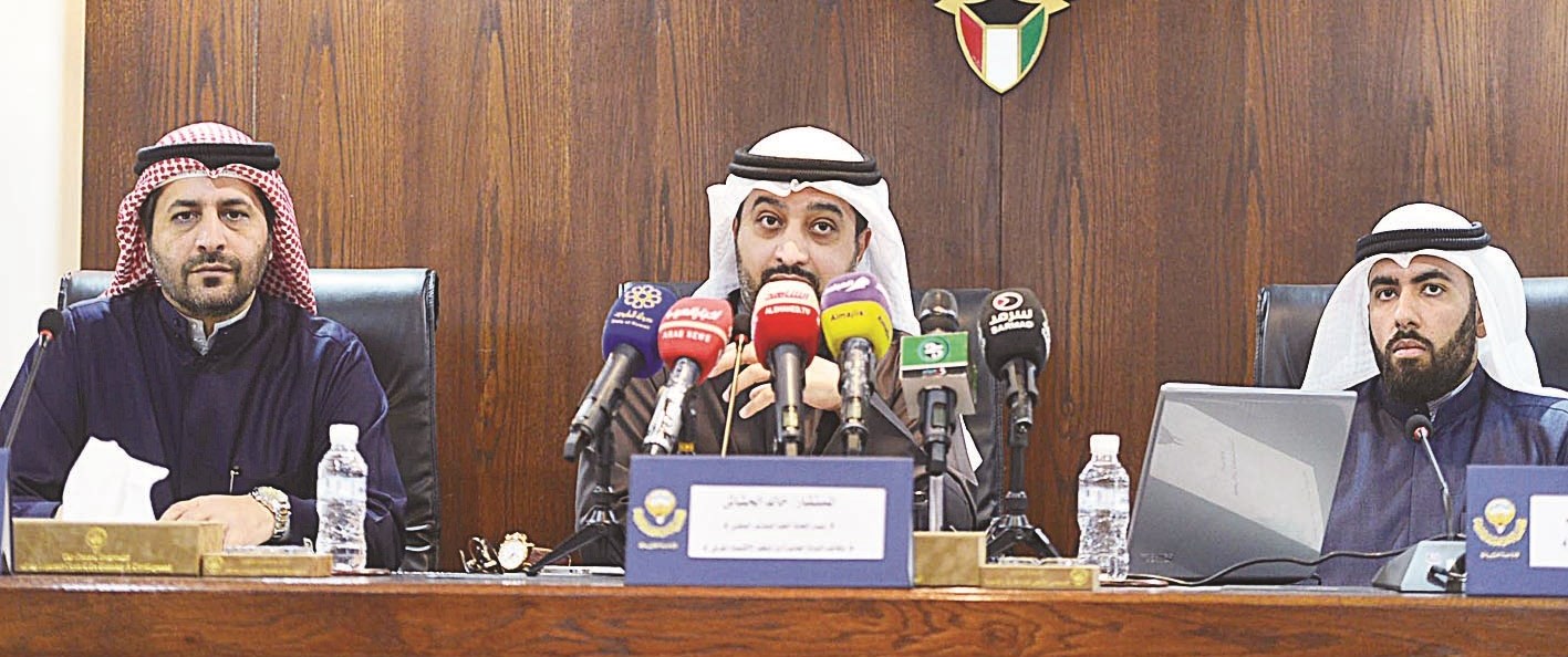 u0627u0644u062du0634u0627u0634 u0648u0627u0644u0634u0645u0631u064a u062eu0644u0627u0644 u0627u0644u0645u0624u062au0645u0631 u0627u0644u0635u062du0627u0641u064ab (u062au0635u0648u064au0631 u0645u0648u0633u0649 u0639u064au0627u0634)