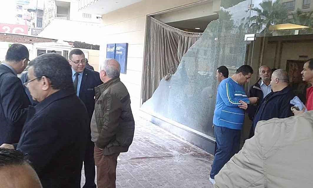 u0648u0627u062cu0647u0629 u0627u0644u0641u0646u062fu0642 u0627u0644u0632u062cu0627u062cu064au0629 u0645u062du0637u0651u0645u0629 u0625u062bu0631 u0627u0644u0647u062cu0648u0645