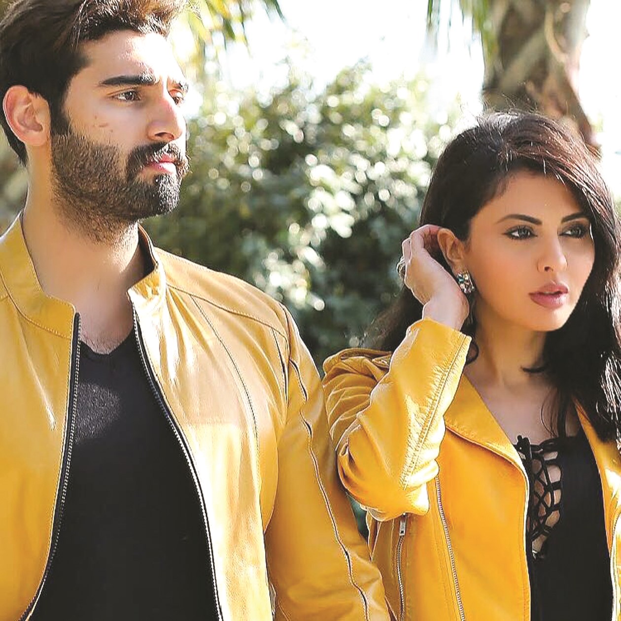 مريم حسين مع زوجها فيصل الفيصل