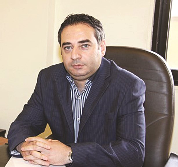 هشام الأعور