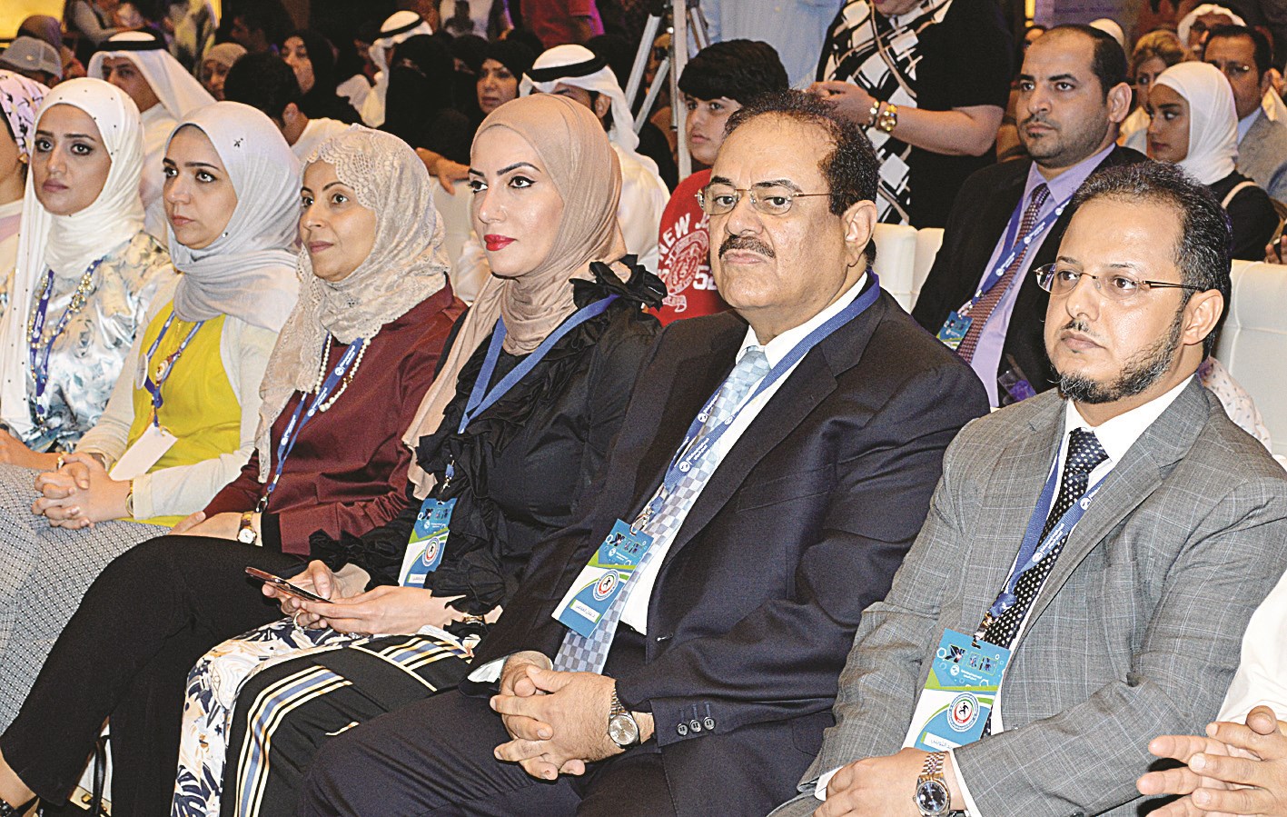 u0623u062du0645u062f u0627u0644u0639u0646u0632u064a u0648u0639u0627u062fu0644 u0627u0644u0639u0648u0636u064a u064au062au0642u062fu0645u0627u0646 u0627u0644u062du0636u0648u0631 u0641u064a u0627u0641u062au062au0627u062d u0627u0644u0645u0624u062au0645u0631