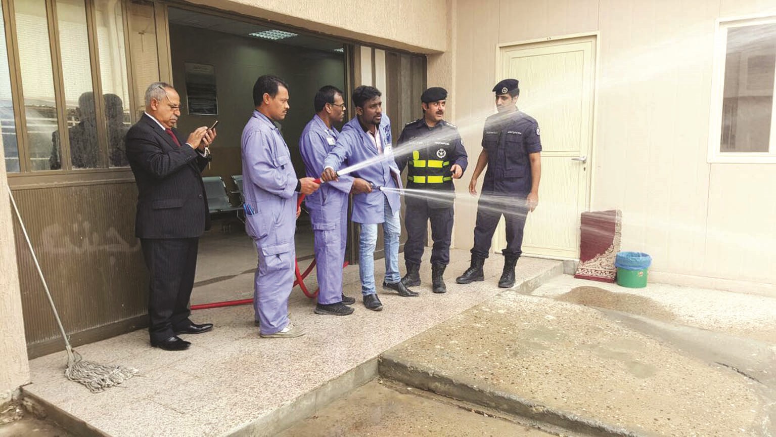 u062au062fu0631u064au0628 u0627u0644u0639u0645u0627u0644 u0639u0644u0649 u0627u0633u062au062eu062fu0627u0645 u0645u0639u062fu0627u062a u0627u0644u0625u0637u0641u0627u0621