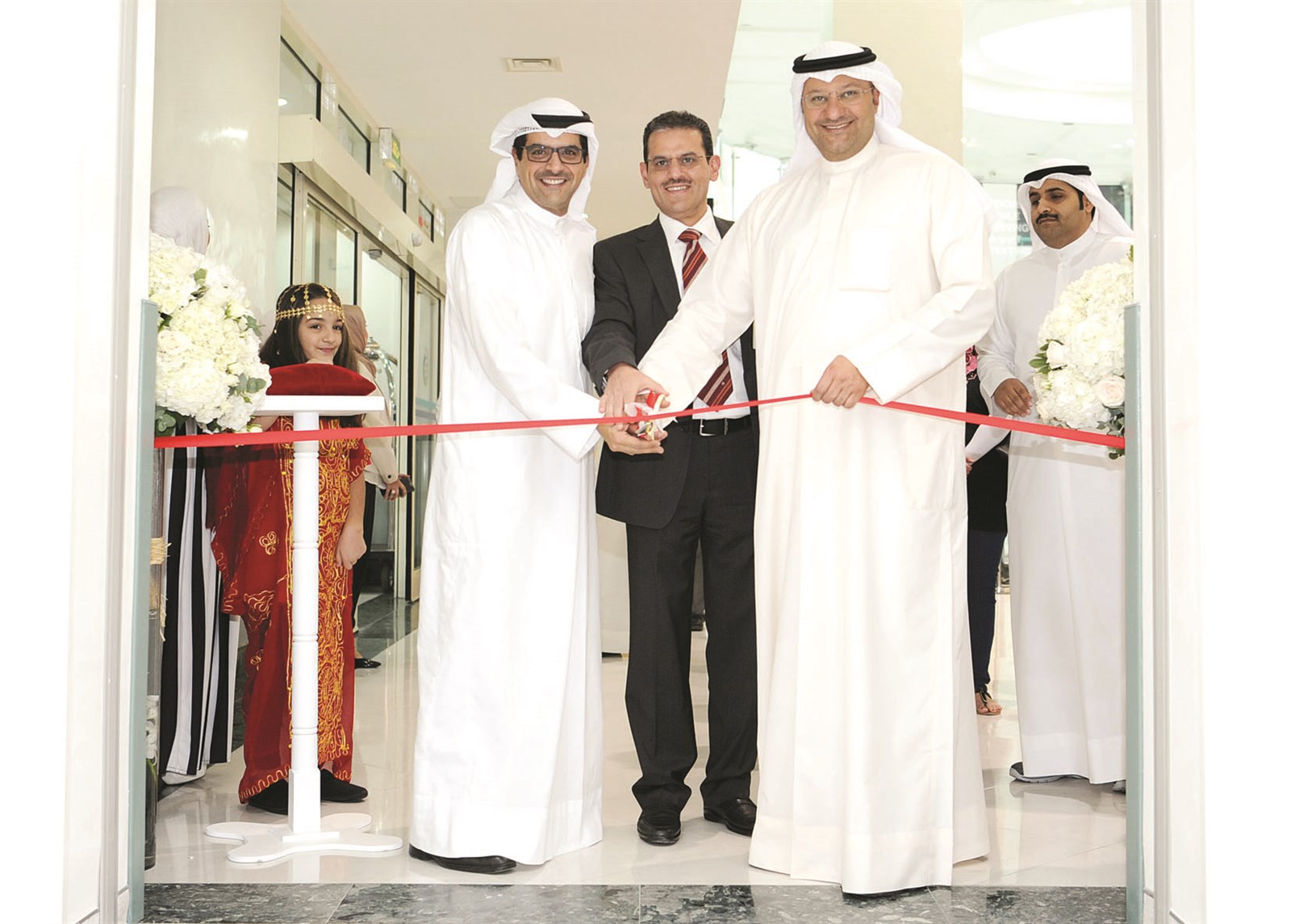 u0627u0644u0639u0628u064au062fu064a u064au0642u0635 u0634u0631u064au0637 u0627u0641u062au062au0627u062d u0645u0631u0643u0632 u0627u0644u0642u0644u0628  (u062au0635u0648u064au0631 u0637u0627u0631u0642 u0639u0632u0627u0644u062fu064au0646)