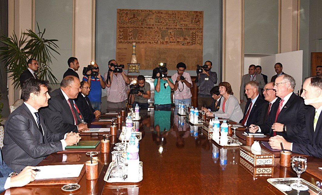 u0634u0643u0631u064a u062eu0644u0627u0644 u0644u0642u0627u0621 u0645u0648u0633u0639 u0645u0639 u0648u0641u062f u0645u062cu0644u0633 u0627u0644u0646u0648u0627u0628 u0627u0644u0623u0645u064au0631u0643u064a