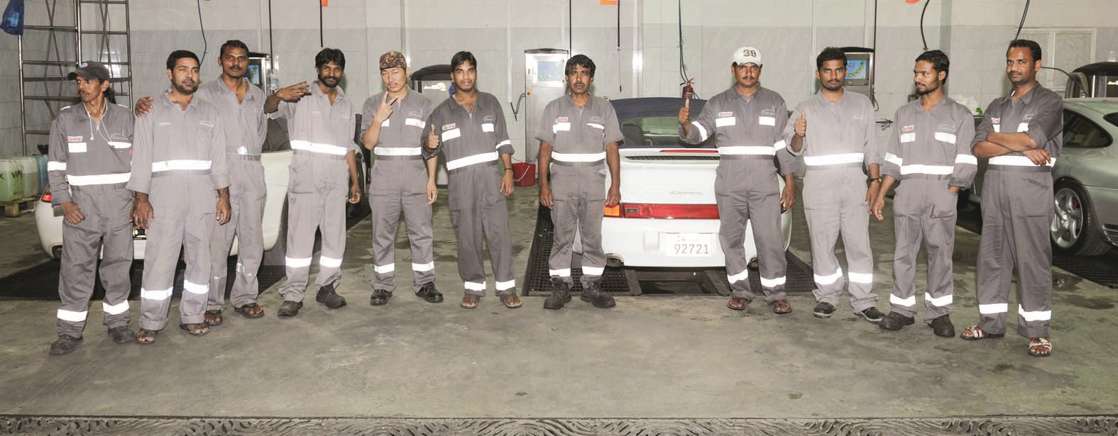 الفريق الفني لسيارات بورش