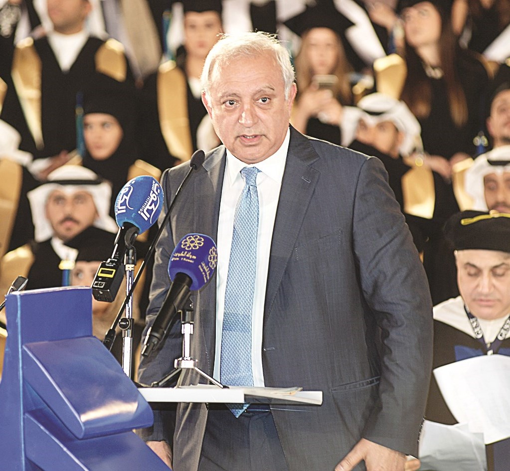 العيسى متحدثاً