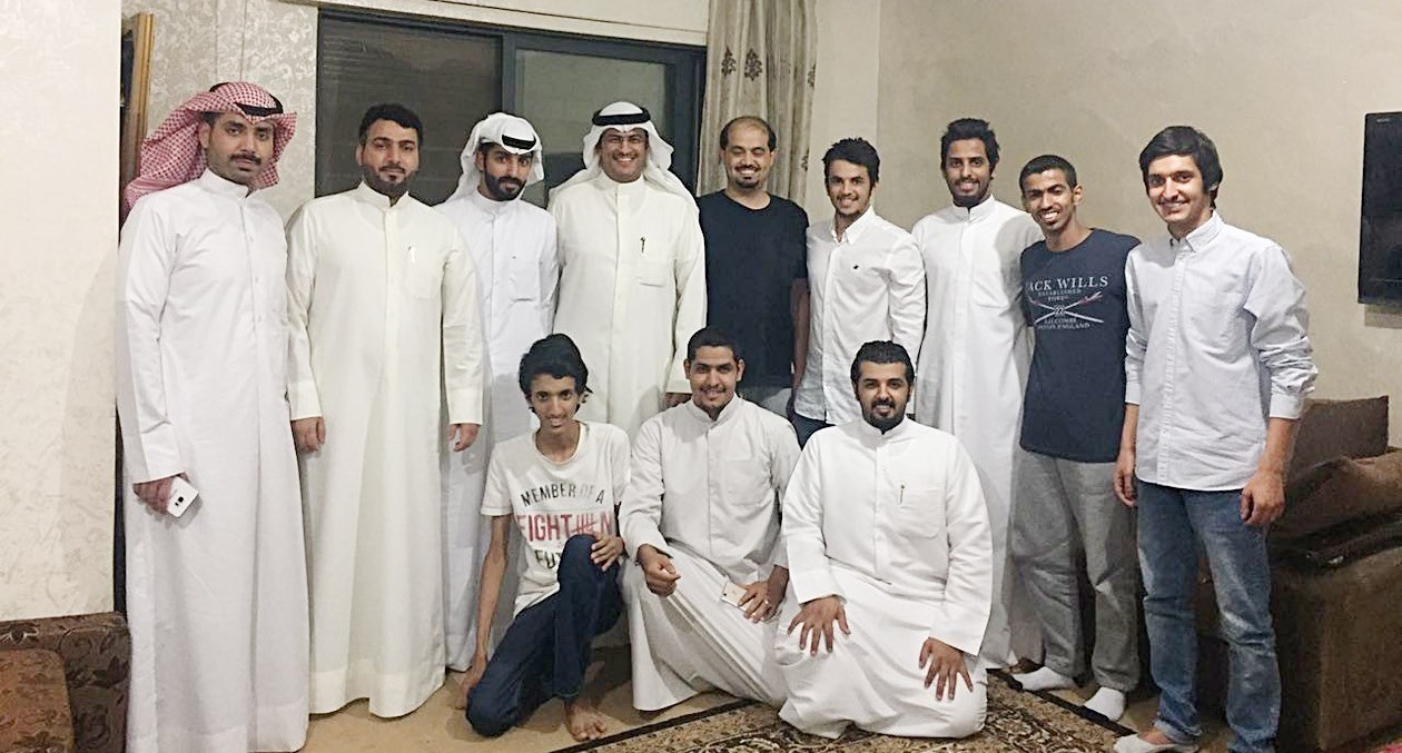 u0627u0644u0645u0637u064au0631u064a u0641u064a u062fu064au0648u0627u0646u064au0629 u0639u062fu062f u0645u0646 u0627u0644u062fu0627u0631u0633u064au0646 u0627u0644u0643u0648u064au062au064au064au0646 u0641u064a u0627u0644u0623u0631u062fu0646