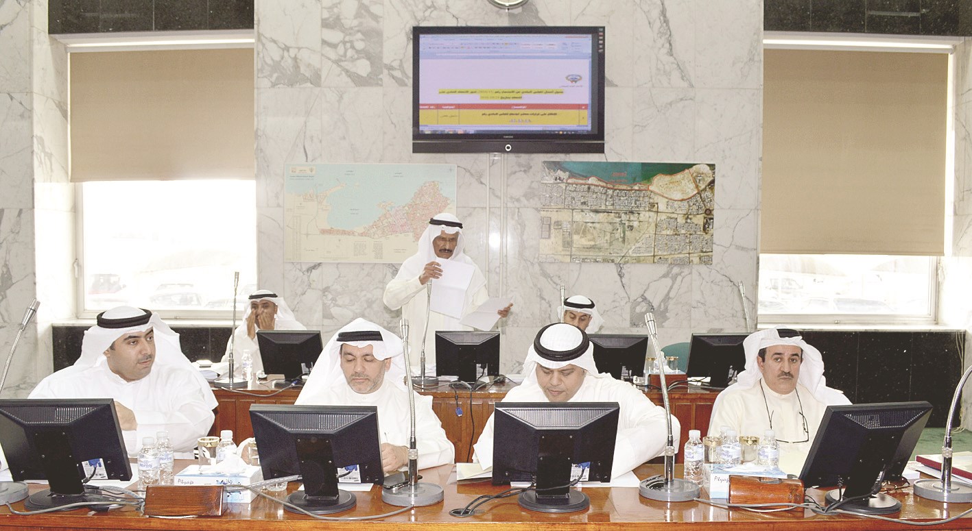 u062cu0627u0646u0628 u0645u0646 u0627u0644u062cu0644u0633u0629 (u062au0635u0648u064au0631 u0628u0633u0627u0645 u0632u064au062fu0627u0646)