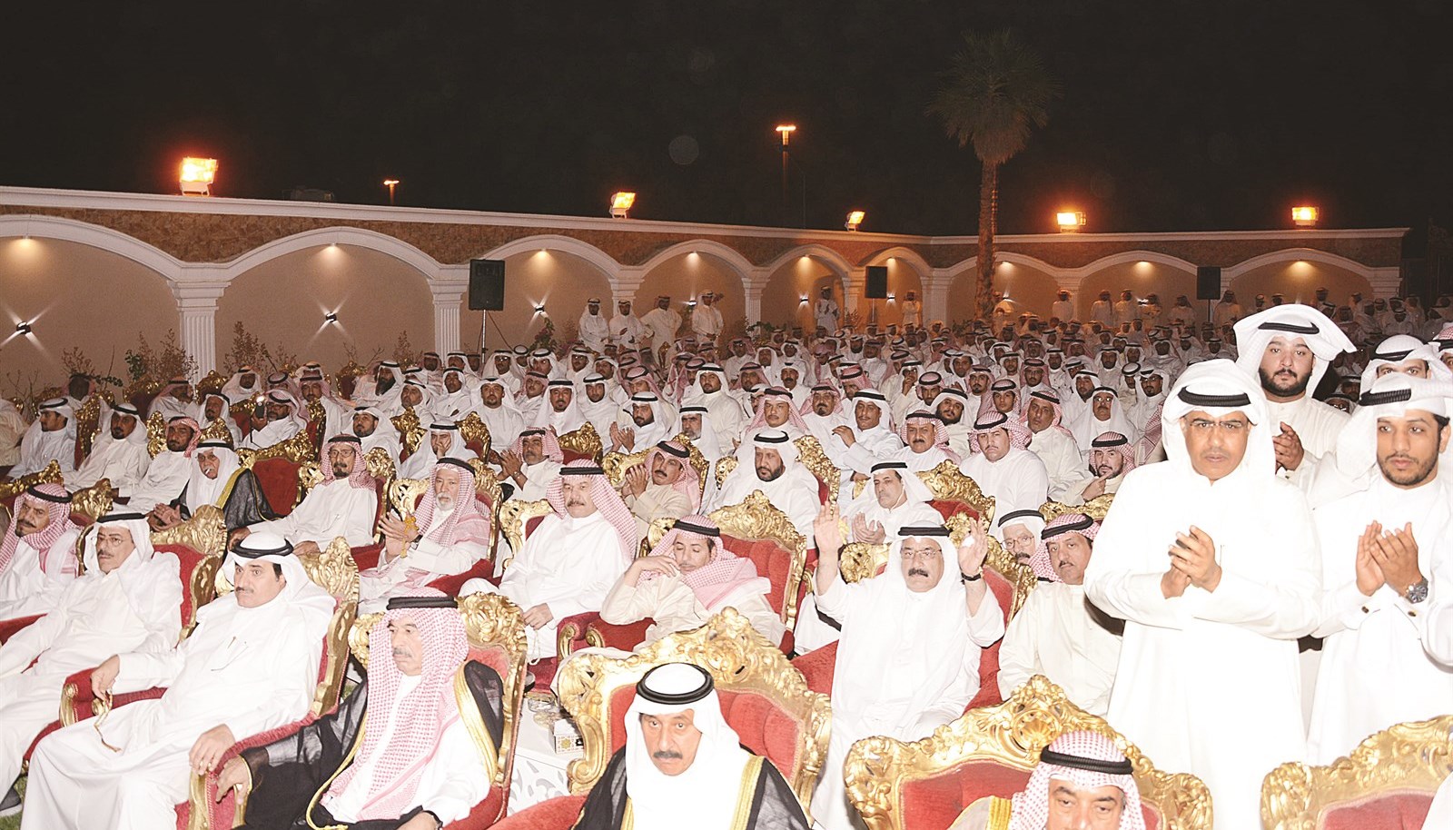 تفاعل الحضور مع كلمة اللغيصم