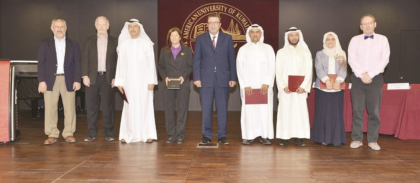 u0627u0644u0645u0634u0627u0631u0643u0648u0646 u0641u064a u0627u0644u0646u062fu0648u0629