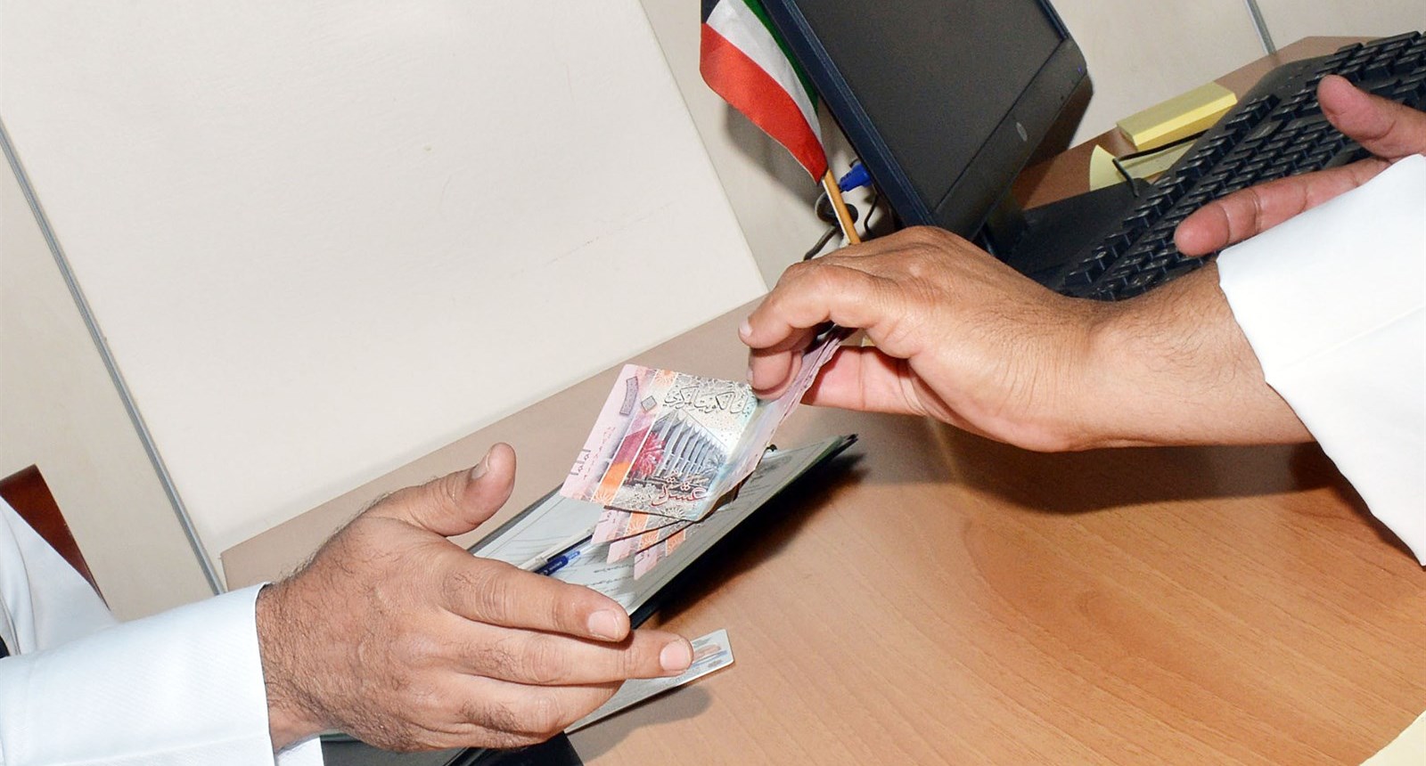 u062fu0641u0639 u0631u0633u0648u0645 u0627u0644u062au0633u062cu064au0644 rn(u062au0635u0648u064au0631: u0632u0643u0631u064au0627 u0639u0637u064au0629 - u0628u0633u0627u0645 u0632u064au062fu0627u0646)