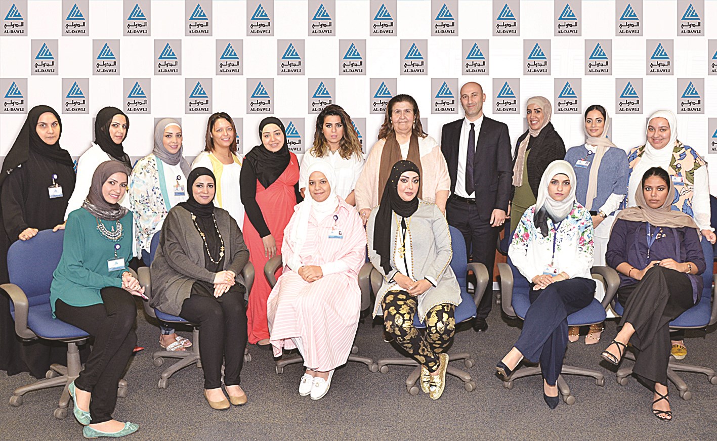 u0627u0644u0645u0634u0627u0631u0643u0648u0646 u0641u064a u0627u0644u062fu0648u0631u0629