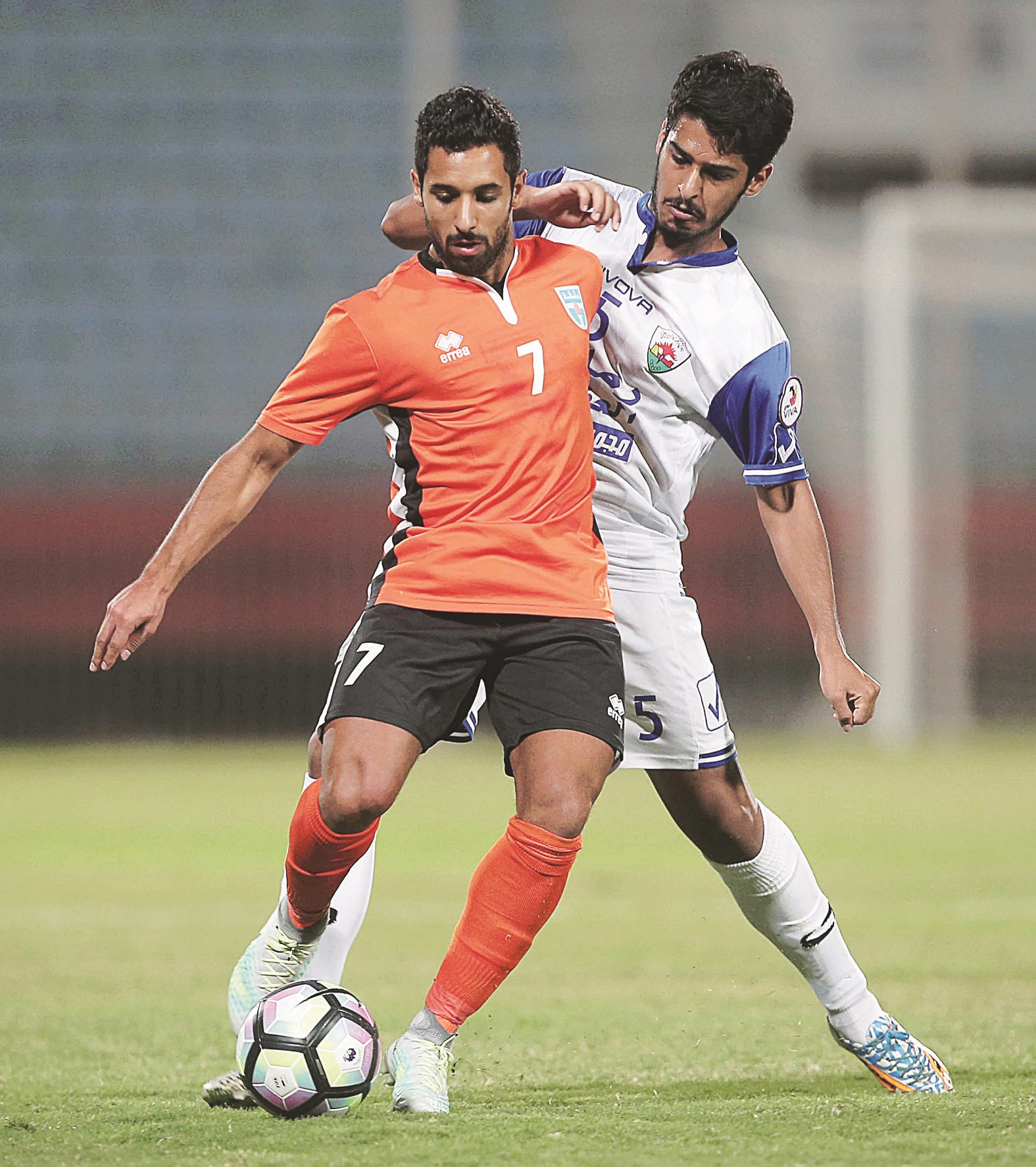 u0637u0644u0627u0644 u0627u0644u0641u0627u0636u0644 u062eu0644u0627u0644 u0645u0634u0627u0631u0643u062au0647 u0627u0644u0623u062eu064au0631u0629 u0623u0645u0627u0645 u0627u0644u062cu0647u0631u0627u0621 (u0627u0644u0627u0632u0631u0642 u062fu0648u062a u0643u0648u0645)