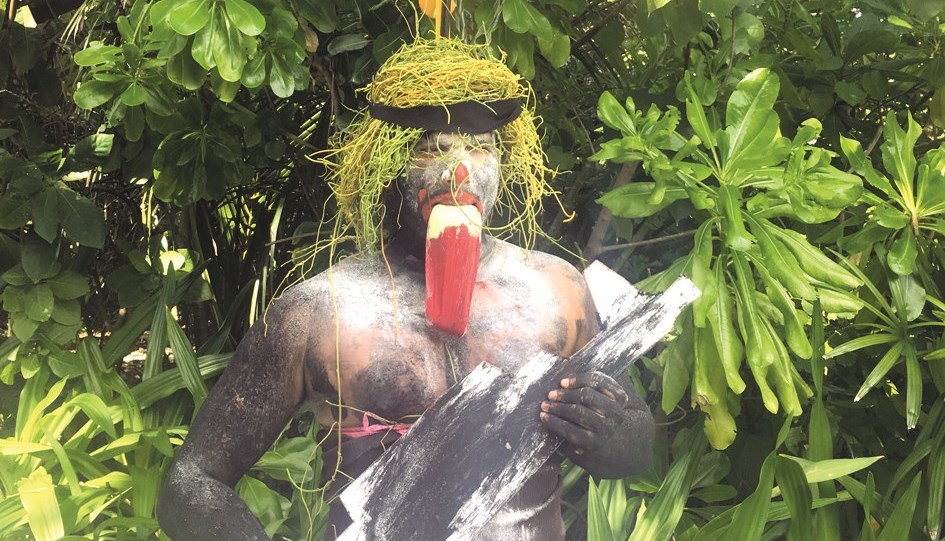 متنكر... لاضفاء جو من المرح