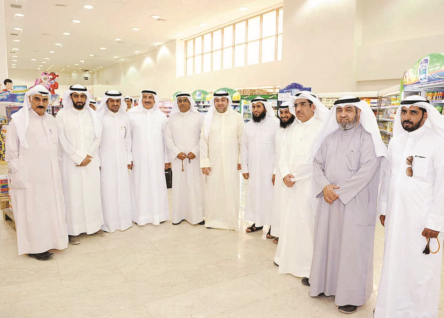 u0627u0644u062cu0633u0627u0631 u0648u0623u0628u0644 u064au062au0648u0633u0637u0627u0646 u0628u0639u0636 u0623u0647u0627u0644u064a u0645u062fu064au0646u0629 u0635u0628u0627u062d u0627u0644u0623u062du0645u062f   (u062au0635u0648u064au0631 u0633u0639u062f u0647u0646u062fu0627u0648u064a)