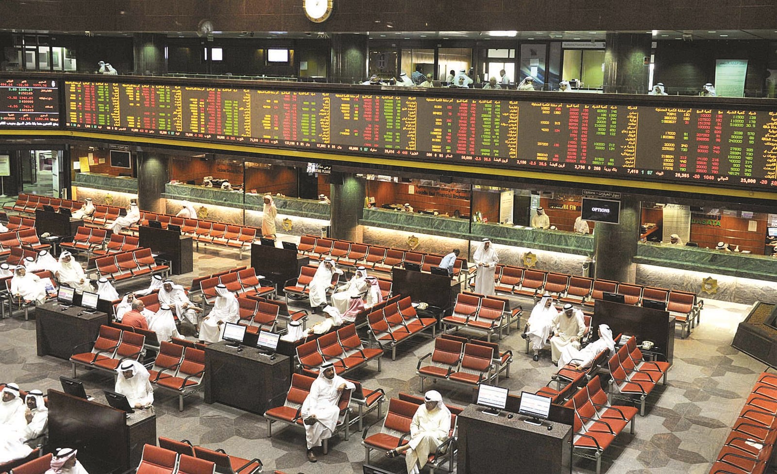 u0627u0644u0633u0648u0642 u0645u062au0623u0647u0628u0629 u0644u0648u062cu0628u0629 u00abu0623u0645u0631u064au0643u0627u0646u0627u00bb       (u062au0635u0648u064au0631 u0632u0643u0631u064au0627 u0639u0637u064au0629)