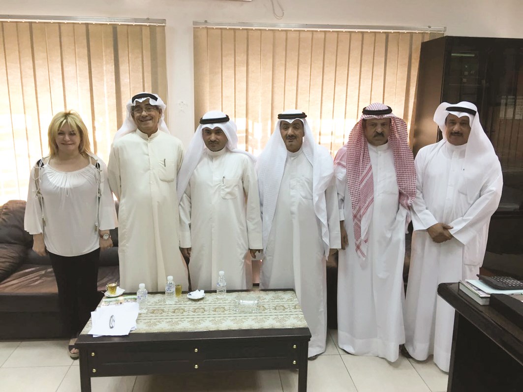 u0627u0644u0648u0637u0631u064a u0645u062au0648u0633u0637u0627u064b u0623u0639u0636u0627u0621 u0627u0644u0627u062au062du0627u062f u0627u0644u0633u0627u0628u0642u064au0646           (u062au0635u0648u064au0631 u0632u0643u0631u064au0627 u0639u0637u064au0629)