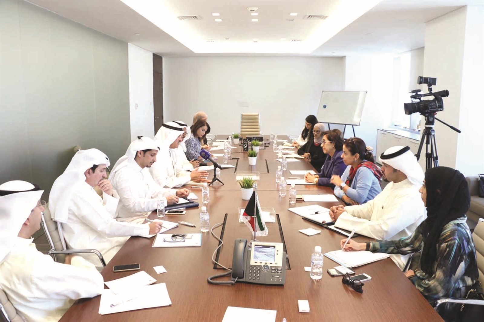 u0627u0644u062du0645u0648u062f u0644u062fu0649 u0627u062cu062au0645u0627u0639u0647 u0645u0639 u0627u0644u0645u0646u0633u0642 u0627u0644u0645u0642u064au0645 u0644u0644u0623u0645u0645 u0627u0644u0645u062au062du062fu0629