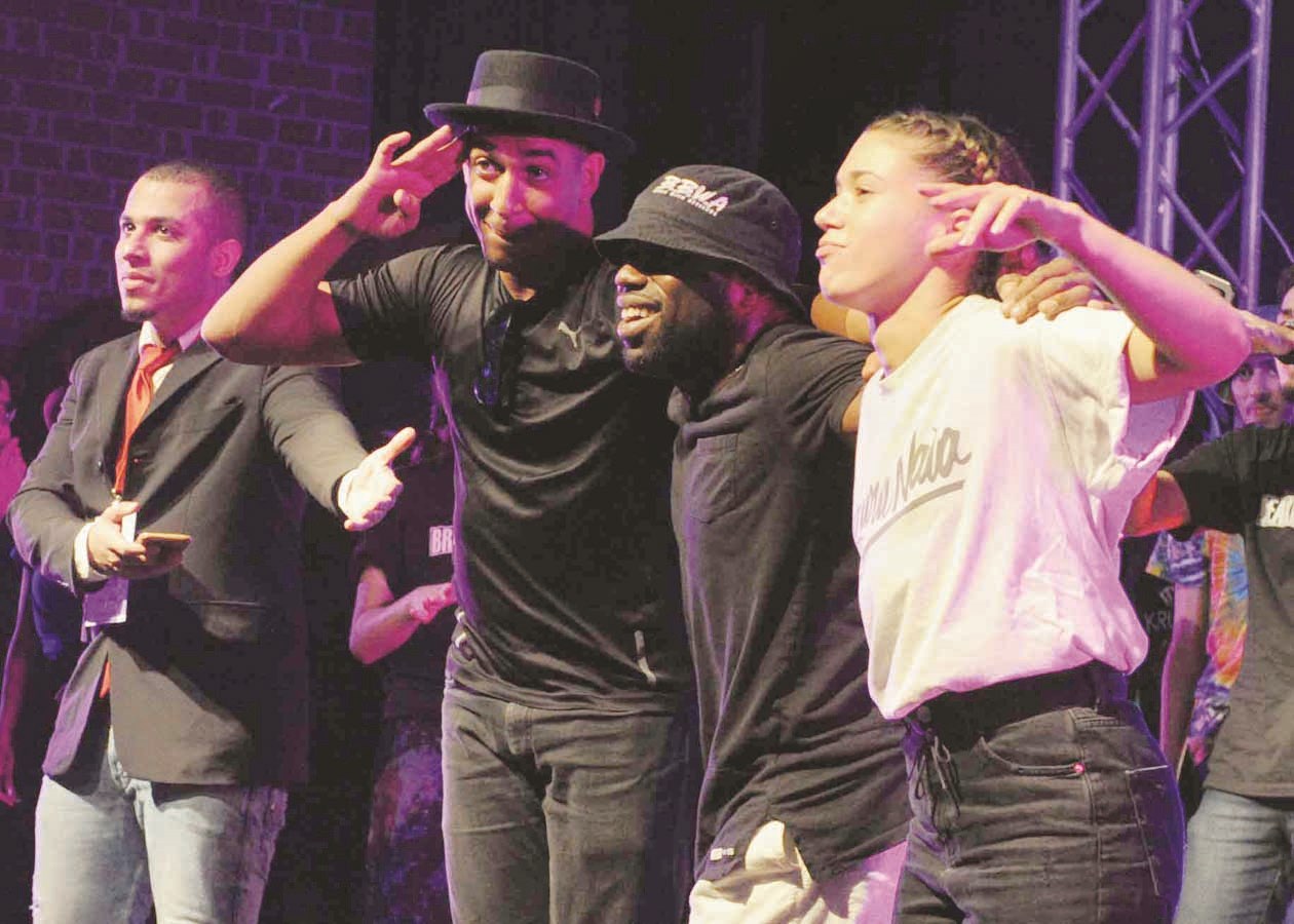 أعضاء لجنة التحكيم