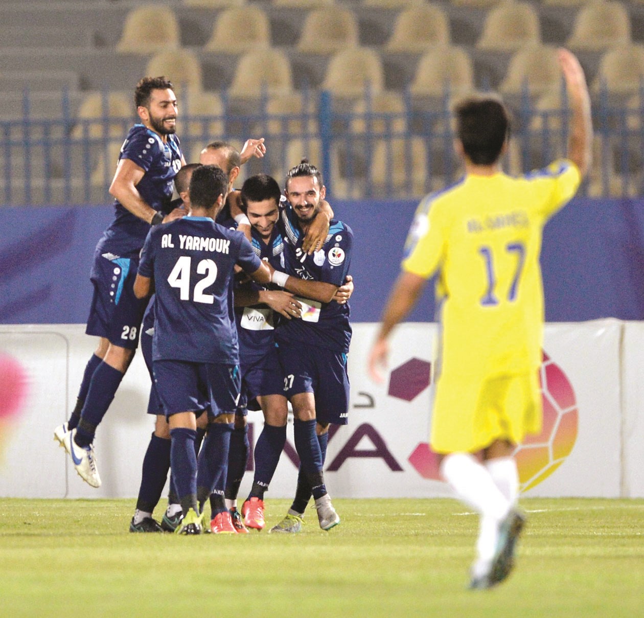 u0641u0631u062du0629 u0644u0627u0639u0628u064a u0627u0644u064au0631u0645u0648u0643 u0628u0627u0644u0641u0648u0632 u0639u0644u0649 u0627u0644u0633u0627u062du0644             (u062au0635u0648u064au0631 u0627u0644u0623u0632u0631u0642 u062fu0648u062a u0643u0648u0645)