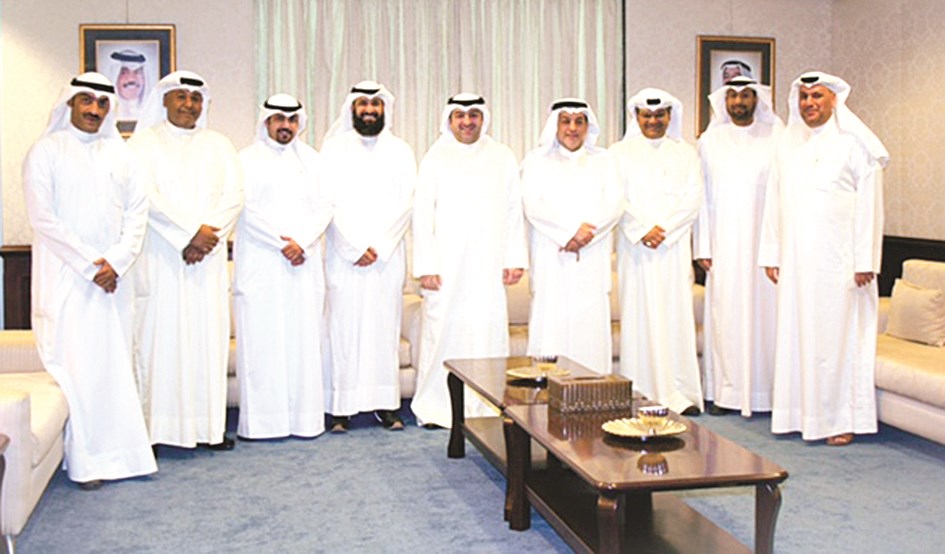 u0623u0628u0644 u062eu0644u0627u0644 u0627u0633u062au0642u0628u0627u0644u0647 u0631u0626u064au0633 u0648u0623u0639u0636u0627u0621 u0645u062cu0644u0633 u0625u062fu0627u0631u0629 u0627u062au062du0627u062f u0627u0644u0645u0644u0627u0643