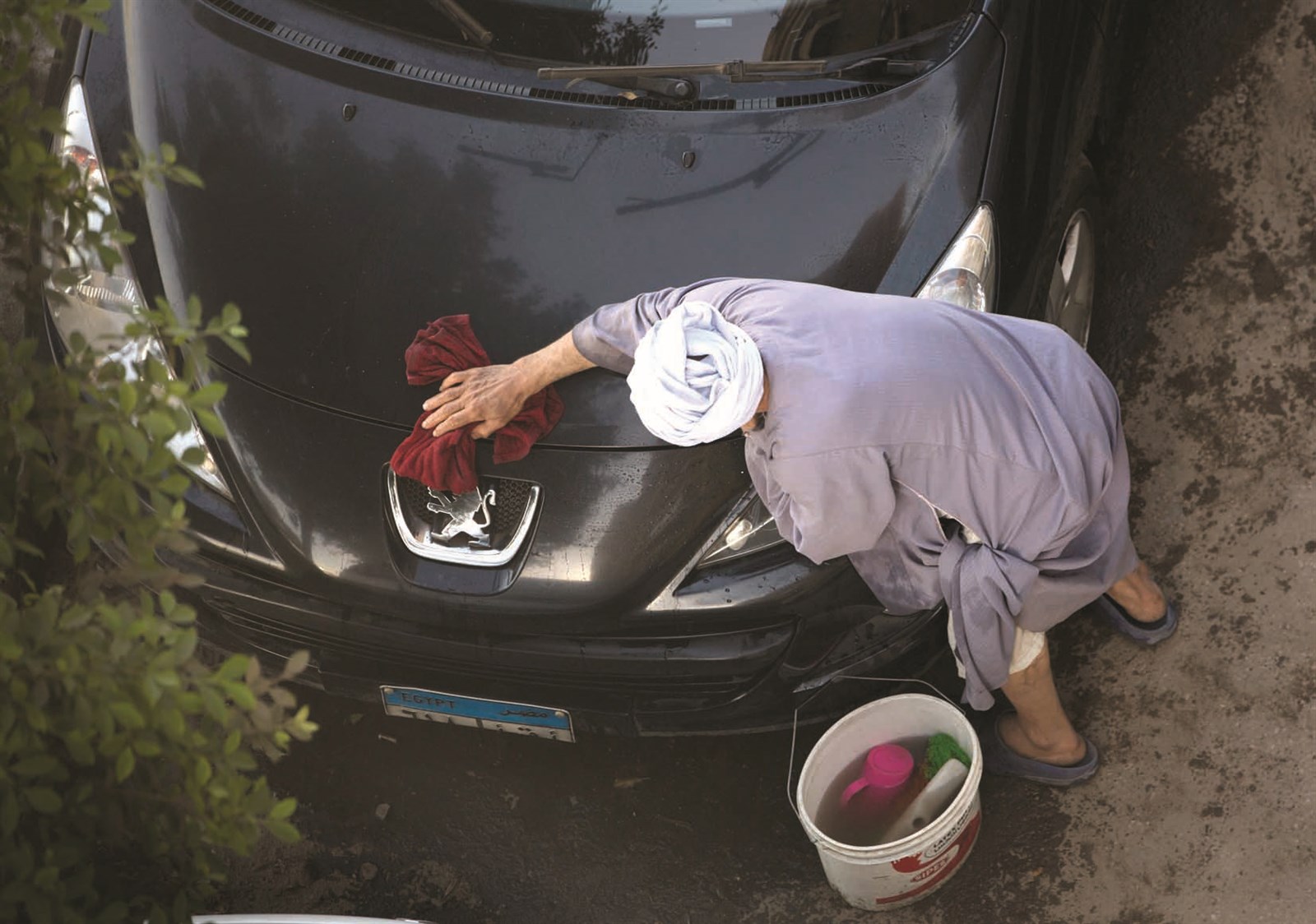 u0645u0635u0631u064a u064au063au0633u0644 u0633u064au0627u0631u0629 u0641u064a u0623u062du062f u0634u0648u0627u0631u0639 u0627u0644u0642u0627u0647u0631u0629     (u0627 u0628)