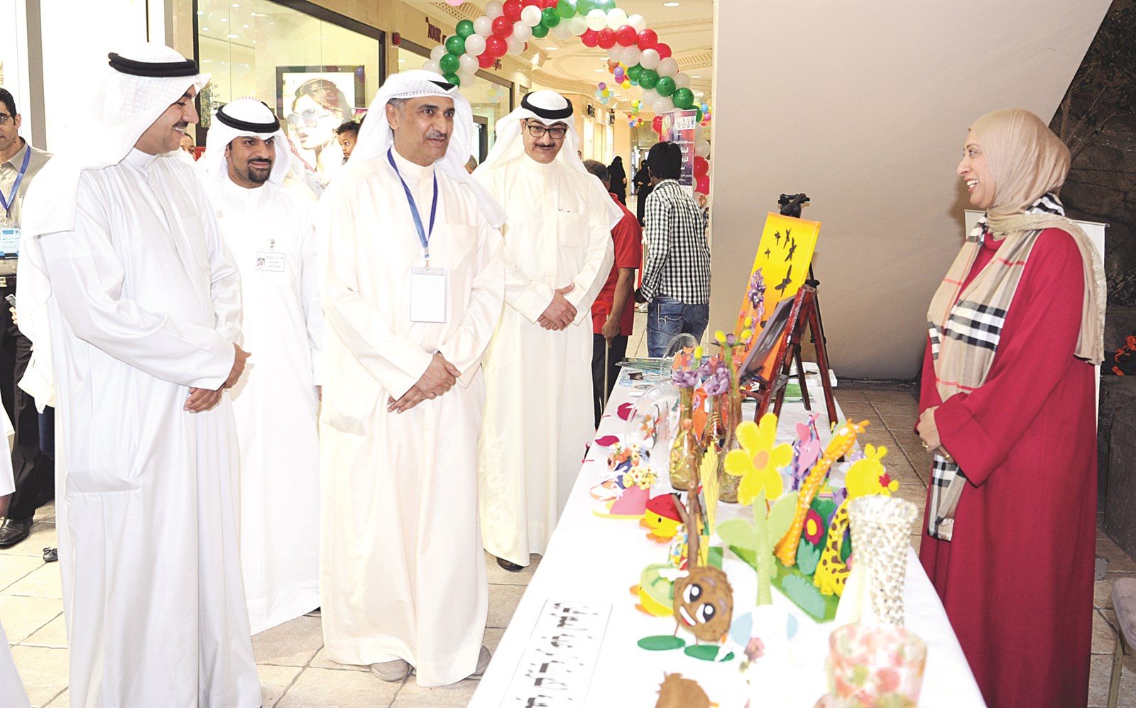 جولة على أجنحة الجهات المشاركة في الملتقى