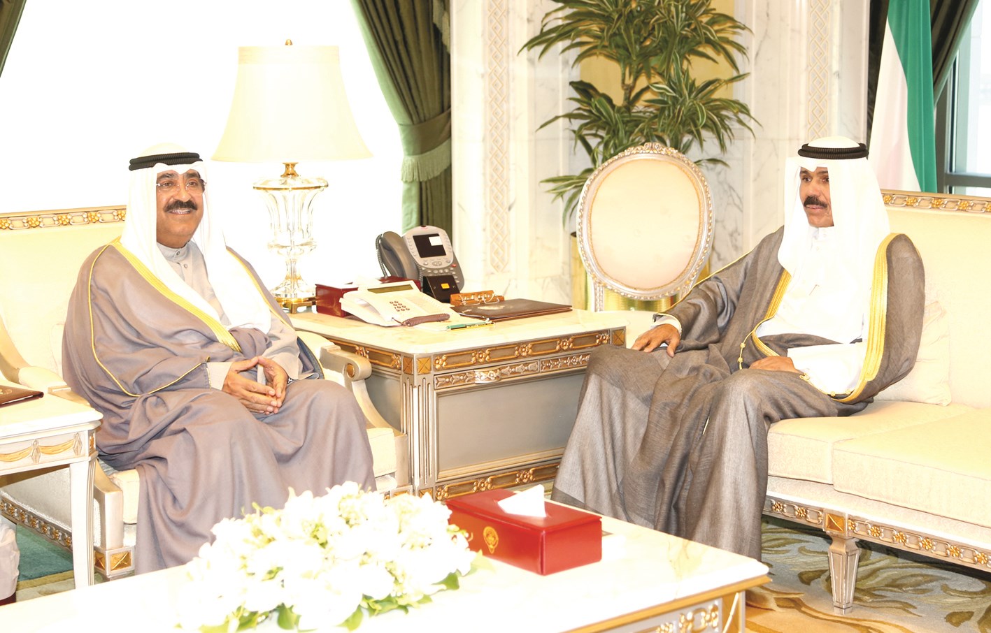 u0646u0627u0626u0628 u0627u0644u0623u0645u064au0631 u0645u0633u062au0642u0628u0644u0627u064b u0645u0634u0639u0644 u0627u0644u0623u062du0645u062f