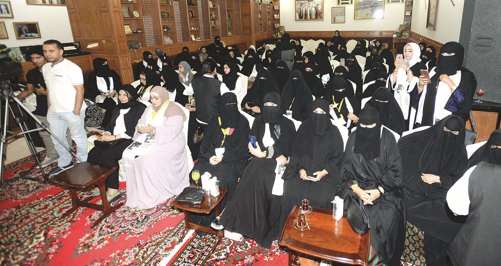 جانب من الحاضرات