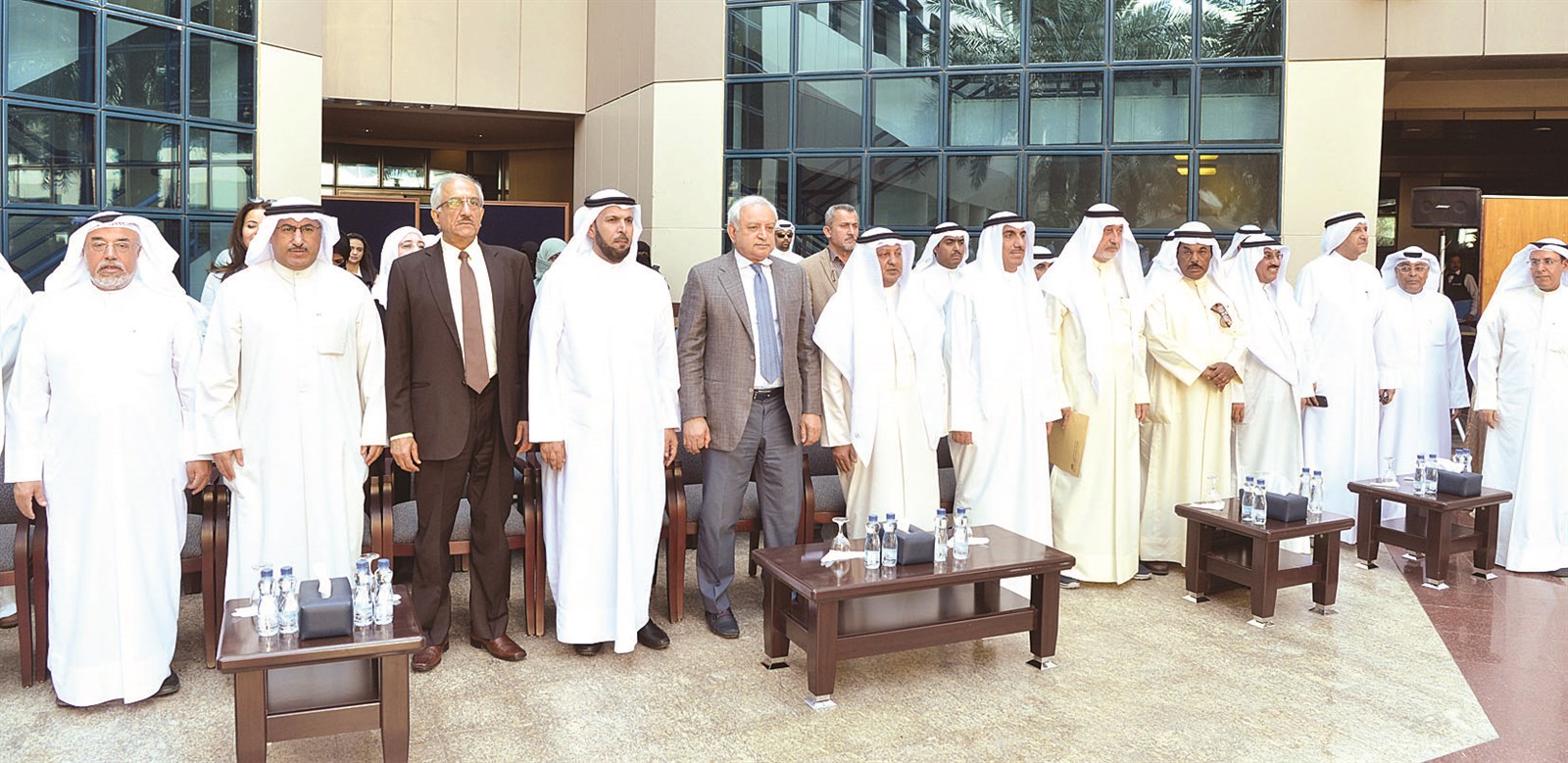 قيادات «التربية» والجامعة و»الإعلام» يتقدمون الحضور  (تصوير نايف العقلة)