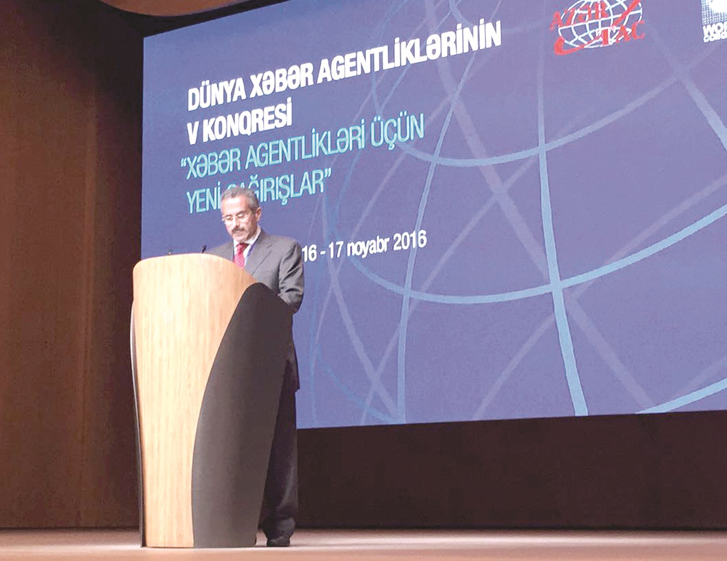 u0645u0628u0627u0631u0643 u0627u0644u062fu0639u064au062c u0645u062au062du062fu062bu0627u064b u0641u064a u0627u0644u0645u0624u062au0645u0631