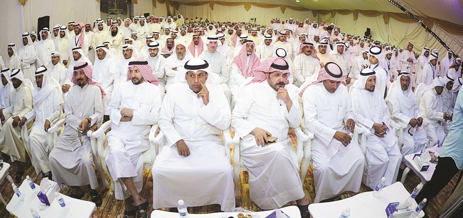 حضور الندوة  (تصوير سعود سالم)