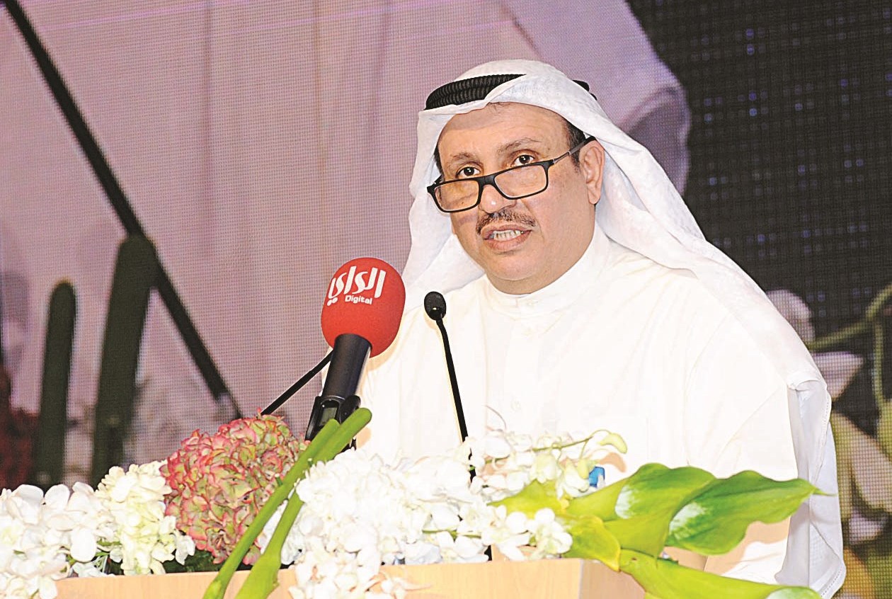 u0633u0627u0645u064a u0627u0644u062fu0628u0648u0633 u0645u062au062du062fu062bu0627u064b u0641u064a u0627u0644u0646u062fu0648u0629