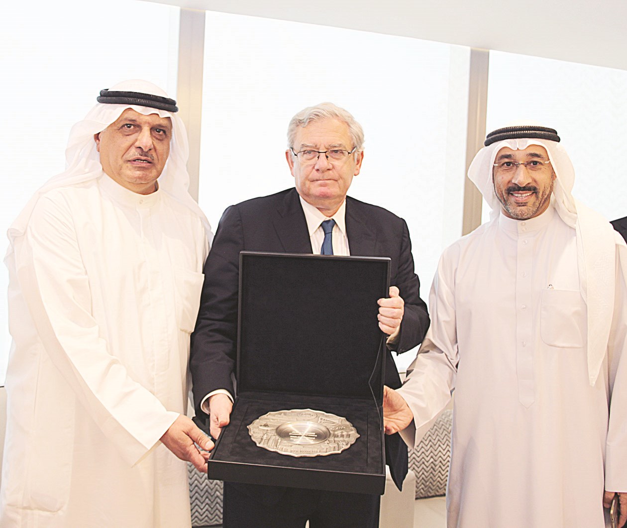 العجيل والحساوي يكرّمان ليميير