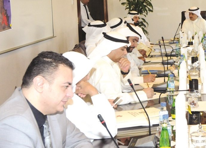 u0627u0644u0645u0646u0641u0648u062du064a u0645u062au0631u0626u0633u0627u064b u0627u062cu062au0645u0627u0639 u0627u0644u0644u062cu0646u0629