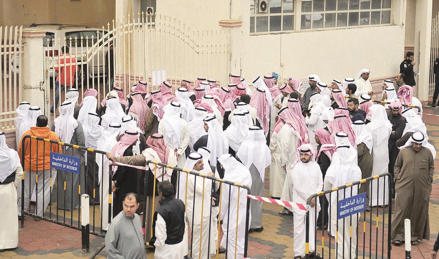 ناخبون يتوقون إلى الإدلاء بصوتهم (تصوير نور هنداوي)