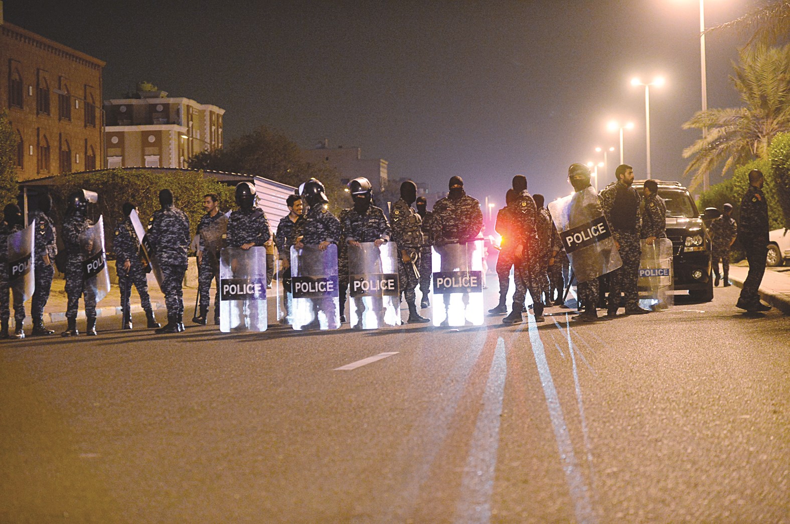 غلق الشارع المؤدي إلى اللجنة الانتخابية الرئيسية