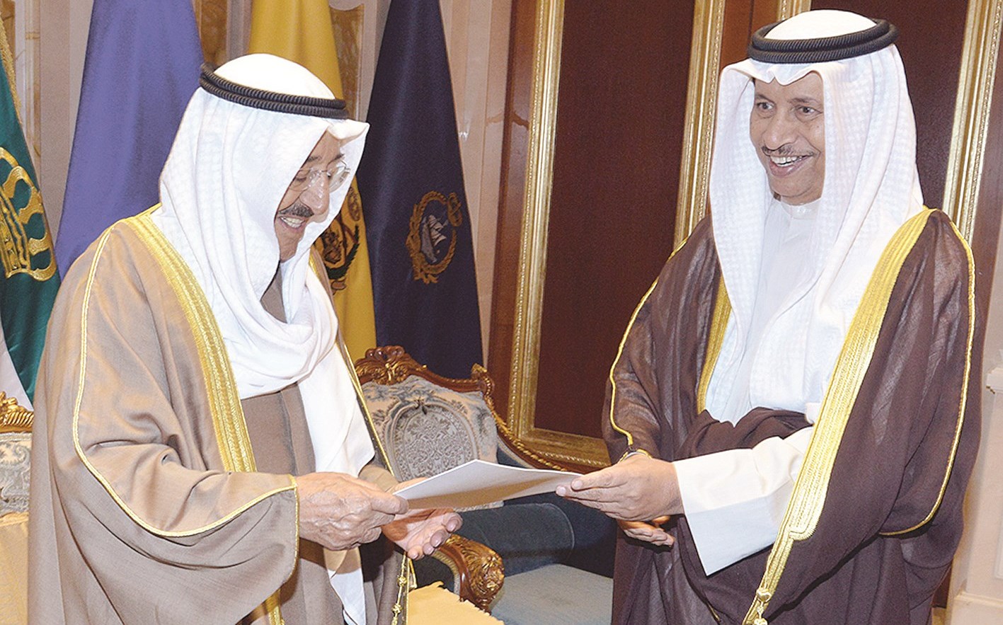 u0633u0645u0648 u0627u0644u0623u0645u064au0631 u0645u062au0633u0644u0645u0627u064b u0645u0646 u0627u0644u0645u0628u0627u0631u0643 u0643u062au0627u0628 u0627u0633u062au0642u0627u0644u0629 u0627u0644u062du0643u0648u0645u0629