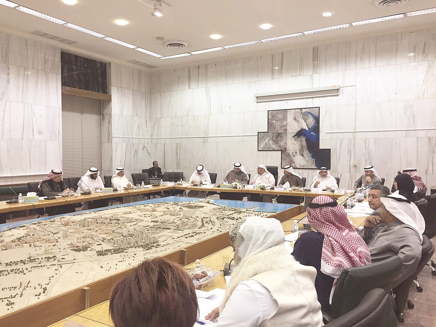 u0627u0644u0635u0627u0646u0639 u0645u062au0631u0626u0633u0627u064b u0627u062cu062au0645u0627u0639 u0627u0644u0644u062cu0646u0629 u0627u0644u0641u0646u064au0629