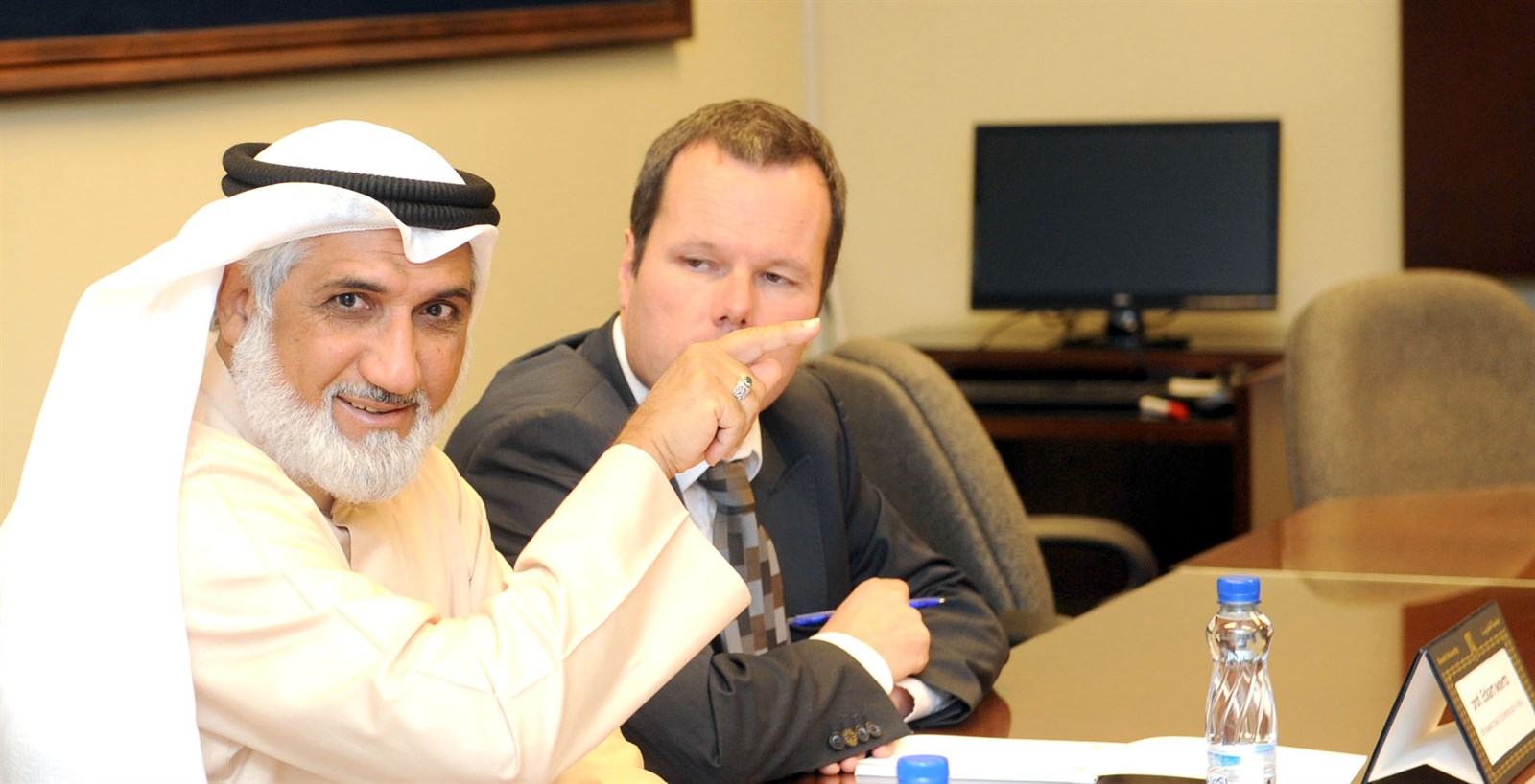 u0648u0631u062au0632 u0648u0633u0647u0631 u062eu0644u0627u0644 u0627u0644u062du0644u0642u0629 u0627u0644u0646u0642u0627u0634u064au0629 b(u062au0635u0648u064au0631 u0633u0639u0648u062f u0633u0627u0644u0645)