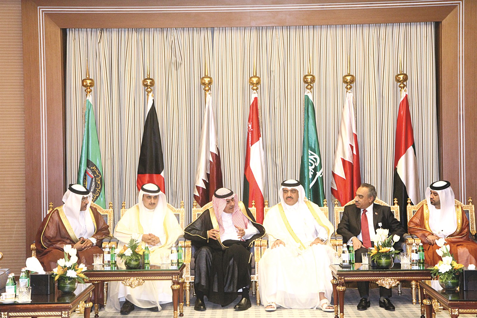 u0648u0632u0631u0627u0621 u0648u0631u0624u0633u0627u0621 u0627u0644u0628u0644u062fu064au0627u062a u0627u0644u062eu0644u064au062cu064au0648u0646 u0641u064a u0627u0644u0627u062cu062au0645u0627u0639