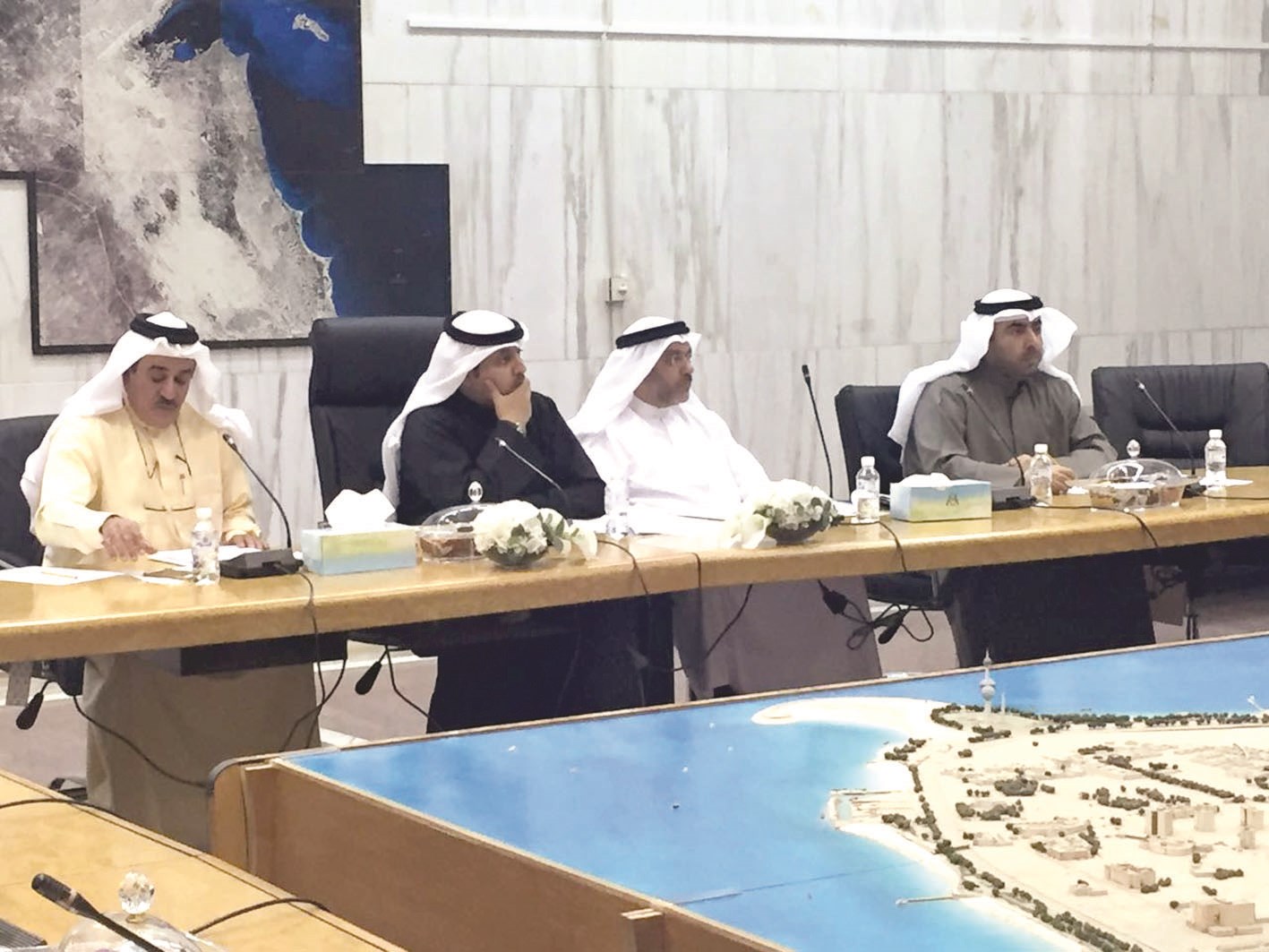 u062cu0627u0646u0628 u0645u0646 u0648u0631u0634u0629 u0627u0644u0639u0645u0644