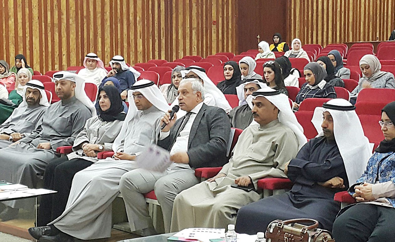 u0628u062fu0631 u0627u0644u0639u064au0633u0649 u064au062au0648u0633u0637 u0645u0642u062fu0645 u0627u0644u062du0636u0648u0631