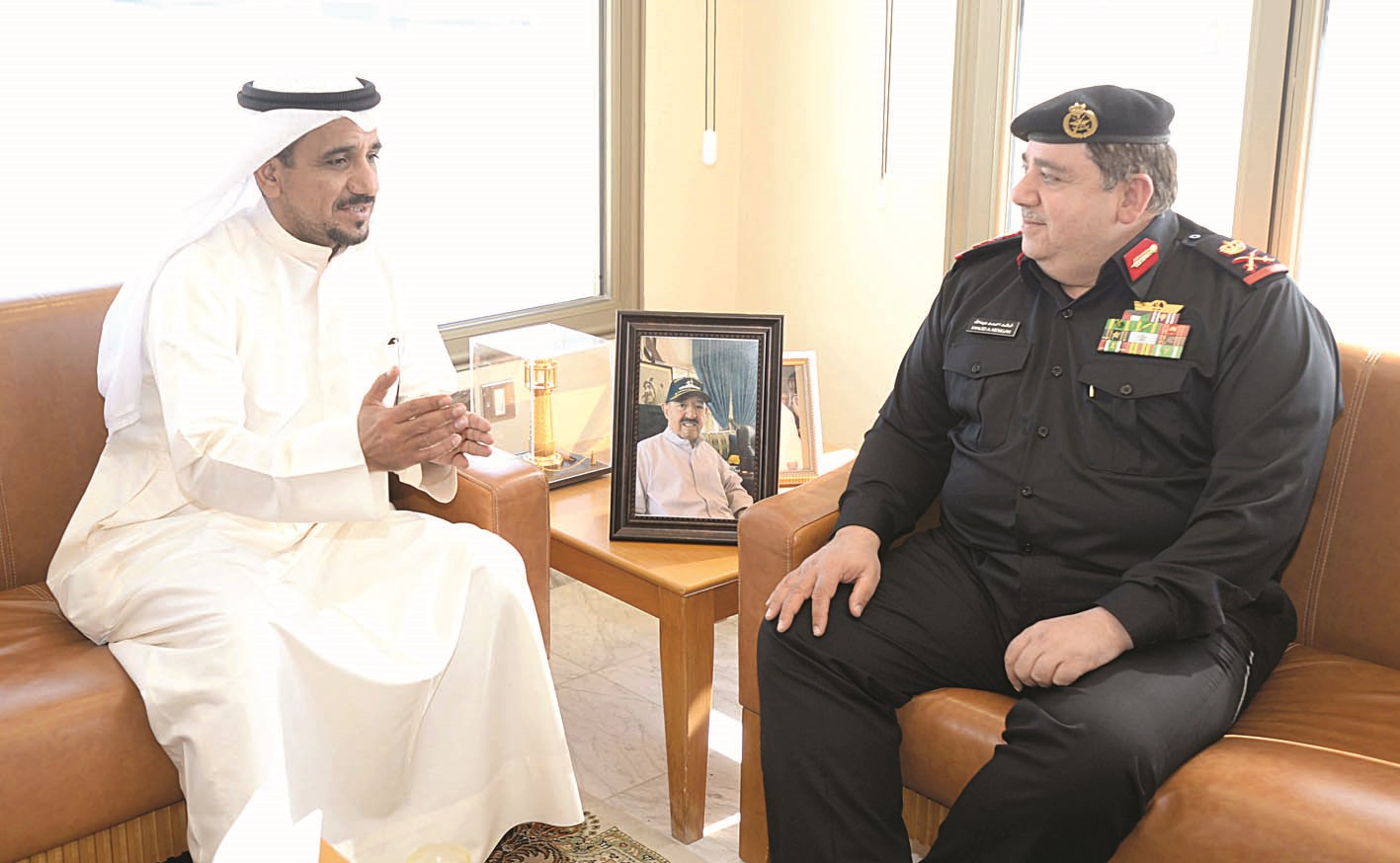 الكندري متحدثا للزميل منصور الشمري