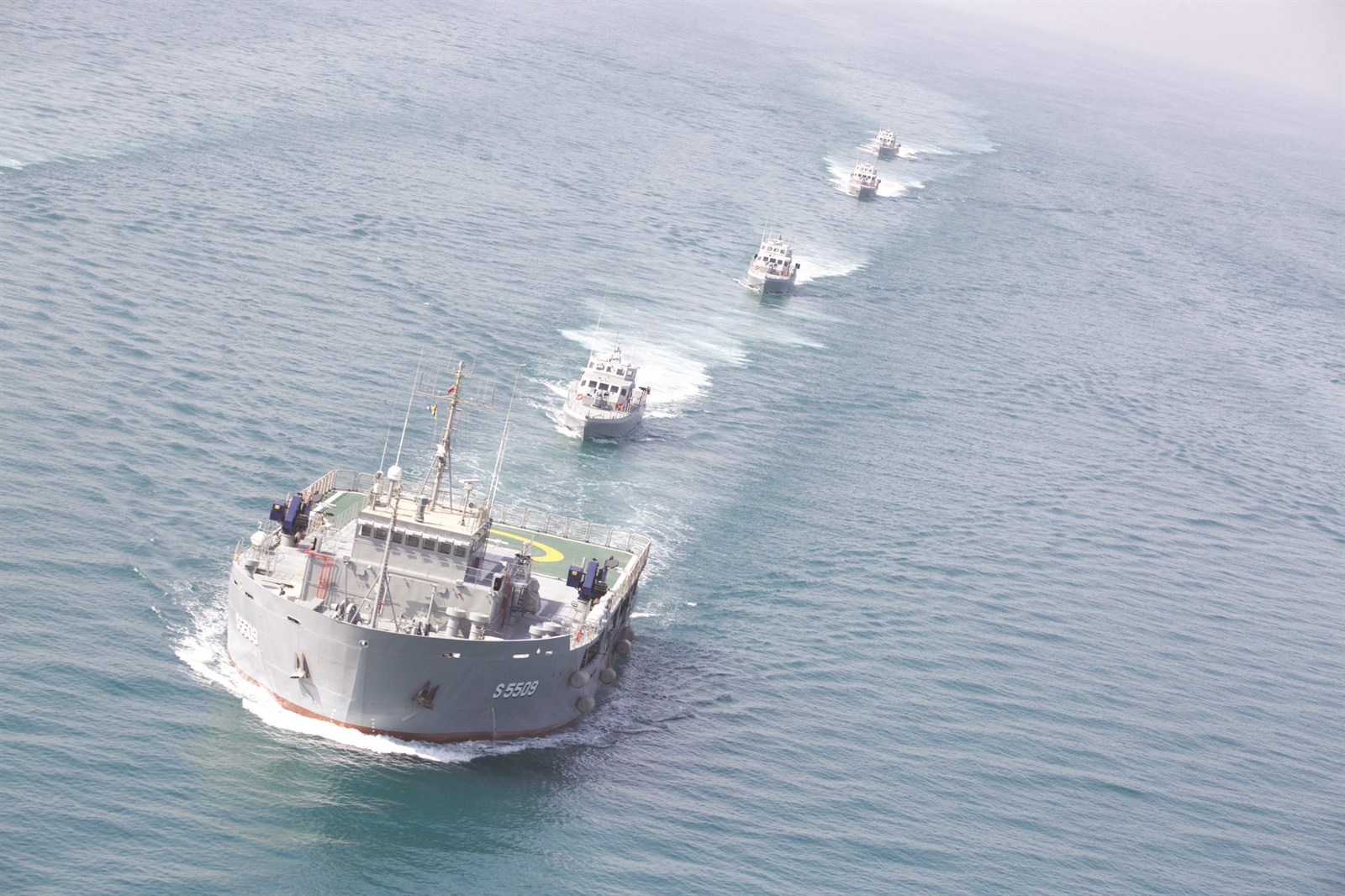 استعراض بحري