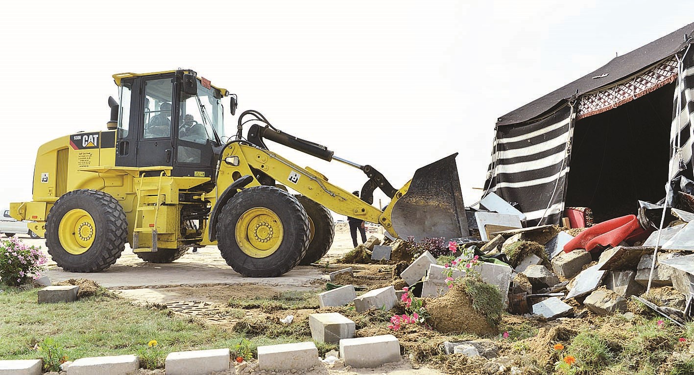 u062cu0631u0627u0641u0629 u062au0634u0631u0639 u0641u064a u0647u062fu0645 u062eu064au0645u0629                      (u062au0635u0648u064au0631 u0646u0627u064au0641 u0627u0644u0639u0642u0644u0629)